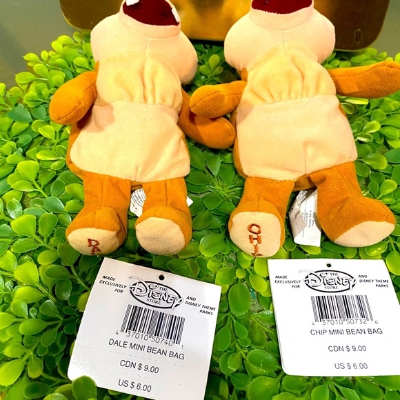 DISNEY EXCLUSIVE NWT VTG 1990s CHIP AND DALE CLASSIC RETIRED BEAN BAG PLUSH PAIR - Picture 13 of 14